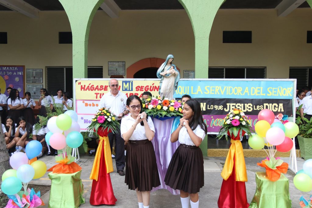 59438768_342683593102098_6424317179759427584_o-1024x683